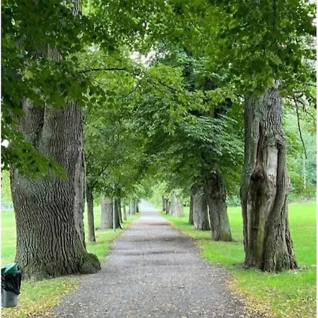 Naera Metro, Stranden Och Skogen. Tukholma Exterior photo