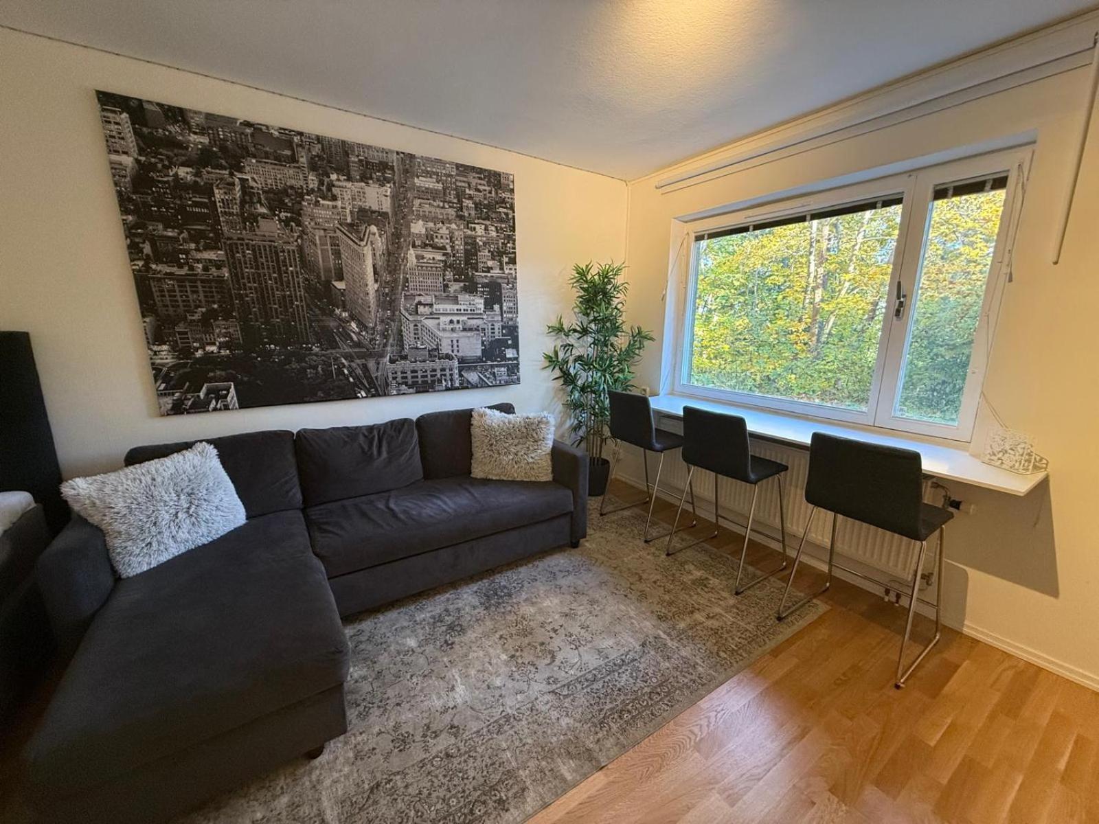 Naera Metro, Stranden Och Skogen. Appartement *