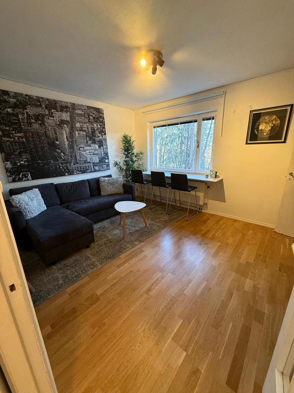 Naera Metro, Stranden Och Skogen. Apartment